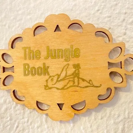 Frankie's House Гиффа