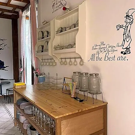 Frankie's House Bed & Breakfast 3*